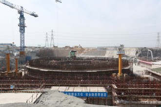 最初のコンクリート打設に向けて準備が進む福清５建設サイト©ＣＮＮＣ