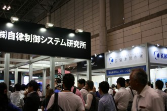真：ドローン展会場