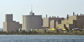 ブルース原子力発電所はA発電所（１～４号機）と、B発電所（３～８号機）の合計８基で構成されている©BP社