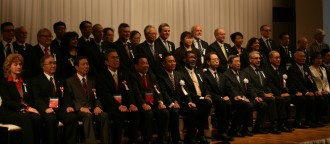 壇上に会するフォーラム発表者ら